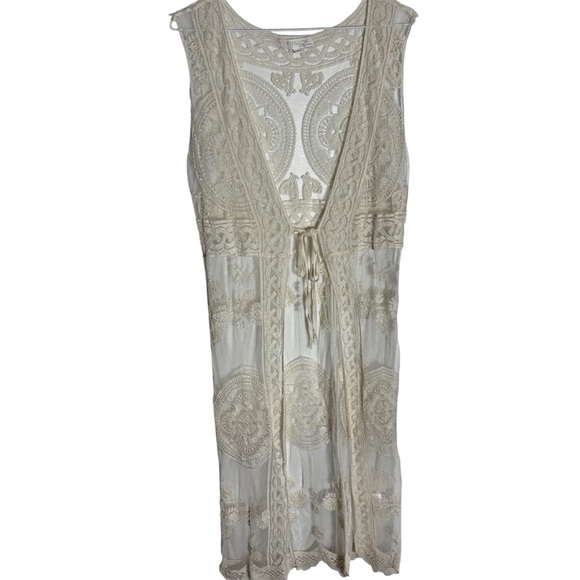 Rebellion Other - Rebellion cream embroidered mesh sleeveless tie front boho duster mermaidcore
